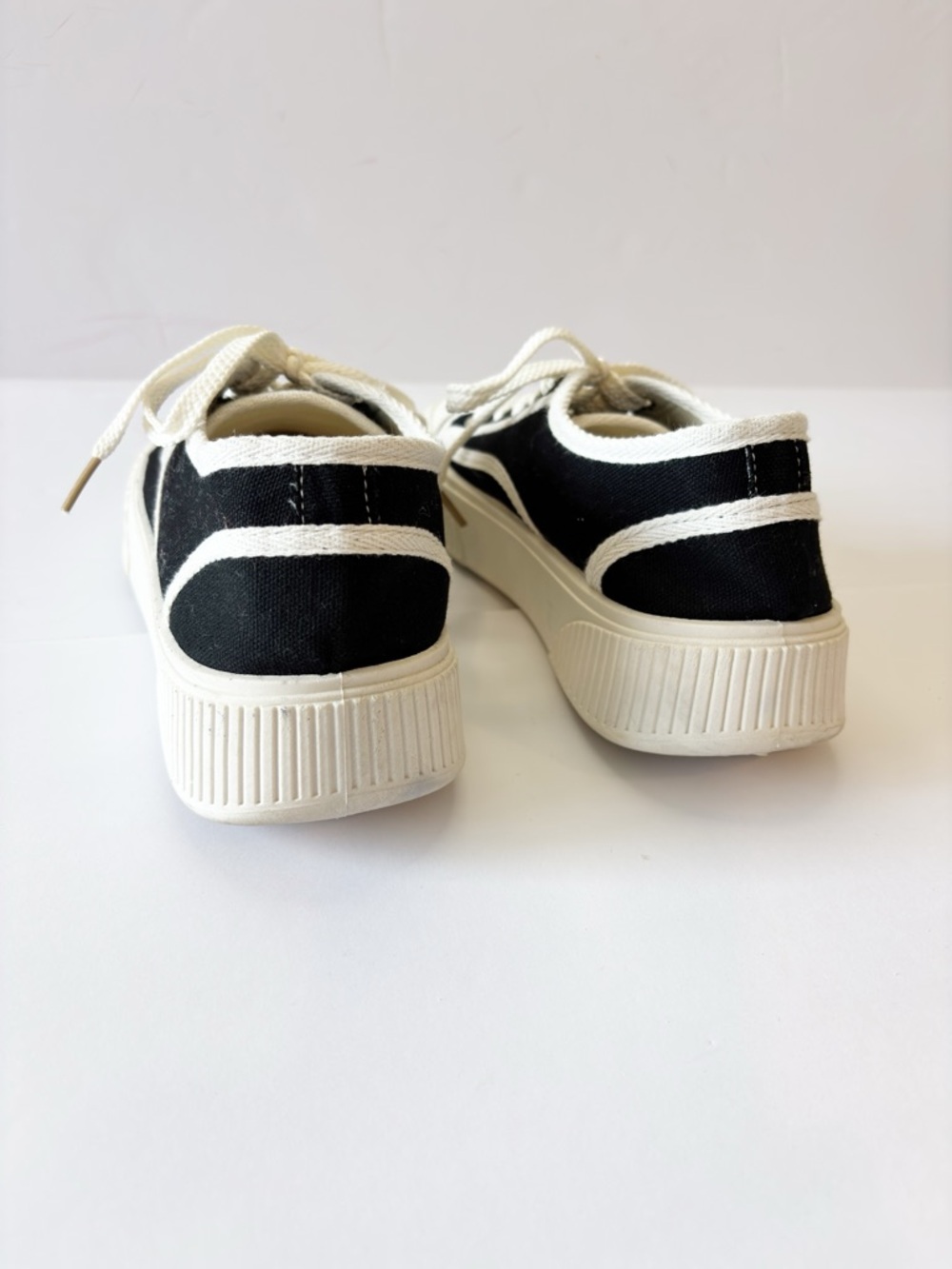 Chunky Platform Sneakers Womens 39 Black White Canvas Lace Up Streetwear Shoes - Picture 11 of 14